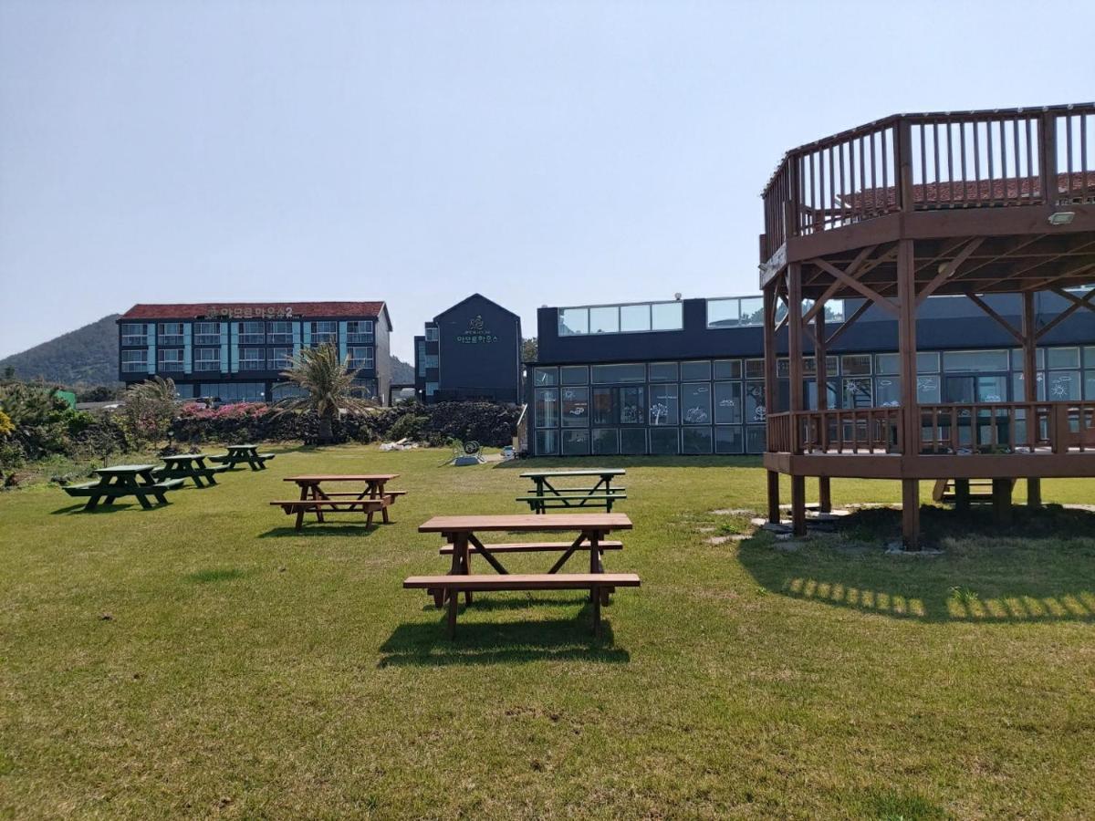 Hotel Amor Jeju Buitenkant foto